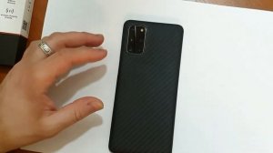 Чехол Pitaka magez. Дорогой и качественный чехол, но с рядом недостатков