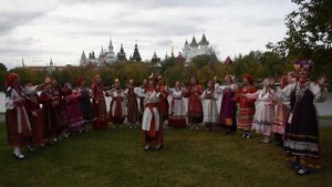 "Как повадилась Паранья" Плясовая песня Белгородской области.