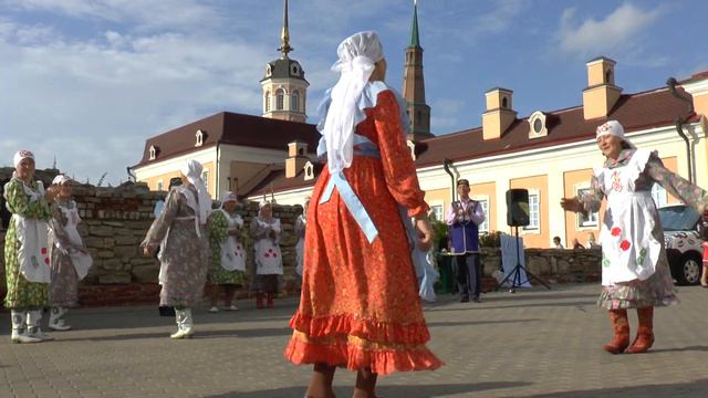 Фестиваль татарского фольклора «Түгәрәк уен» смотреть онлайн
