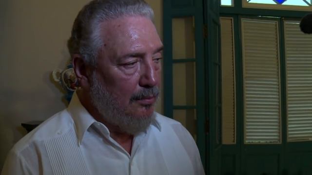 "Fidelito", hijo mayor de Fidel Castro, se suicidó en Cuba смотреть онлайн