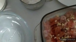 Куриная грудка в сметанно-яичной заливке под сыром