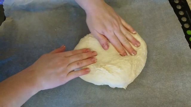 Супер хлеб с оливками и томатами