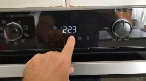 PONER LA HORA EN HORNO GRUNDIG GEBD19301B