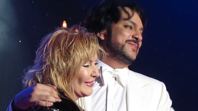 Билык поет с Киркоровым на дне рождения Камалии смотреть онлайн