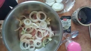 Готовим шашлык Дома! МЯСО ВО РТУ ТАЕТ!СЕКРЕТ СОЧНОГО МЯСА! КАК ЗАМАРИНОВАТЬ МЯСО ДЛЯ ШАШЛЫКА!