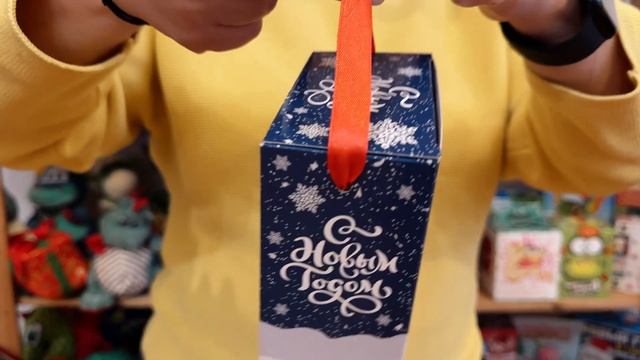 Подарок сладкий Кэнди с конфетами смотреть онлайн