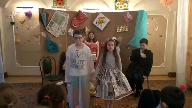 Обыкновенная мусорная яма (апрель 2017) смотреть онлайн