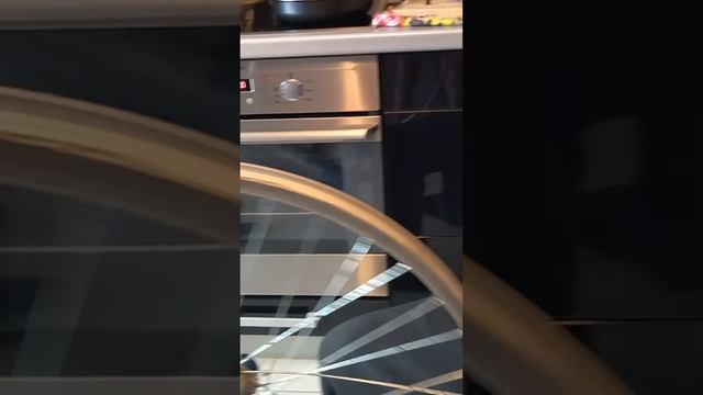 Ставили новою спицу. Старая сломаласт смотреть онлайн