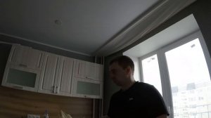 снятие натяжного потолка. установка закладной под гардину.
