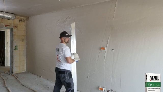 ALPOL AG T32 - maszynowa aplikacja tynku gipsowo-wapiennego смотреть онлайн