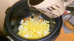 Рецепт тушеной картошки с овощами в мультиварке. Ваше время 5 минут!