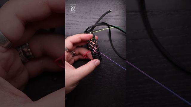 Кобра с вышивкой