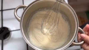 Белый соус для пиццы Սպիտակ սոուս պիցցայի համար