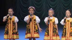 Стоит ива одинокая. Муз.: Виталия Алексеева, сл. Инги Лейме. Анс. Колокольчики. Студия "ДиВиСи".