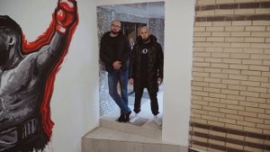 Псих на бинтах в теме!