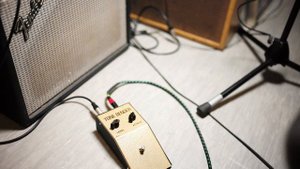 BPC British Pedal Company Tone Bender Mk1 demo