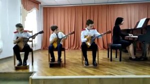 Трио балалаечников - В. Котельников "Шутка".