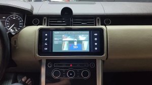 Range Rover Voque L405. Установка монитора 12.3 и замена оригинальной камеры.