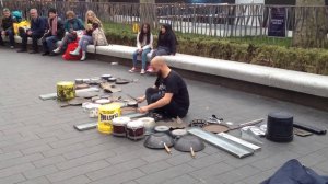 ТЕХНО ХАУС НА КАСТРЮЛЯХ И СКОВОРОДКАХ ► TECHNO HOUSE DRUM BUSKER