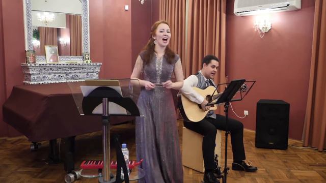 Мы желаем счастья вам, С. Намин, И. Шаферан - Дуэт ЧЕТЫРЕ КРЫЛА смотреть онлайн