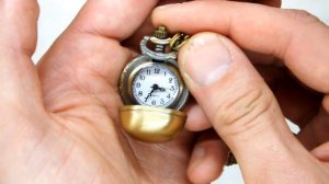 Часы-подвеска в виде золотого снитча из Китая менее чем за 3$