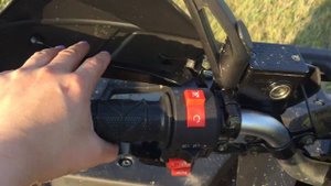 Квадроцикл Avantis Hunter органы управления . Заводит дочь и пробует первый раз в жизни ?