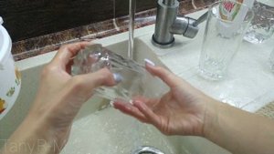 ОБЫЧНЫЙ раствор, который ОТМОЕТ ваши стаканы и бокалы до БЛЕСКА!