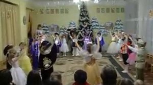 Вход на Новый год  старшая группа 2012