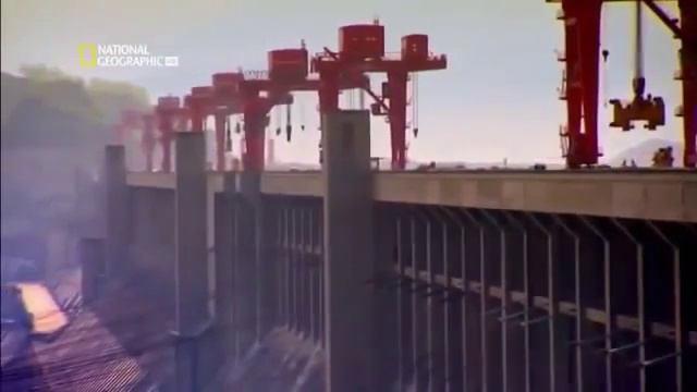 Самая большая в мире гидроэлектростанция 'Три ущелья'
