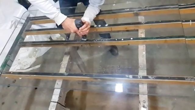 Изготовление столешниц из битого закалённого стекла