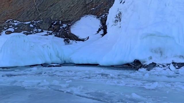 Поехали к сердцу Байкала – север Ольхона! Уха, голубой лёд, метановые пузыри и прозрачные торосы ?