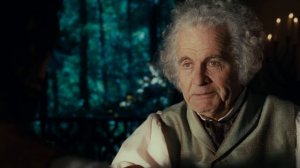 Бильбо пытается отнять кольцо у Фродо. HD