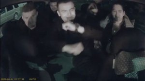 Белые розы. Такси. Варшава.