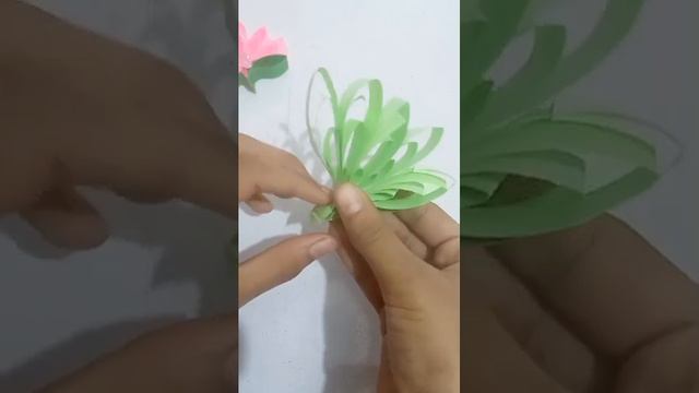 How to make a paper flower 🌼 🌸 #paperflowers #paperflower #handmade #paperflowermurah #paperart