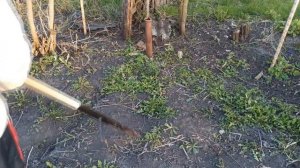 Садовая самоделка 2 в 1 Удалитель сорняков и лопатка для прокладки шлангов
