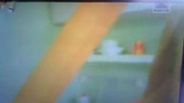 Как гладить одежду и делать стрелки на брюках смотреть онлайн