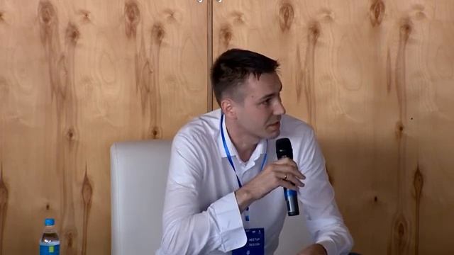 RUSSKY MEETUP | DATA | Нестандартные подходы в разработке продуктов на международном рынке смотреть онлайн