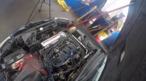 Ведро яиц в двигатель !