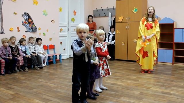 Детский утренник "Золотая осень"