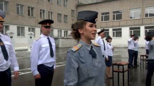 Торжественная церемония вручения первых офицерских погон выпускникам ВИПЭ ФСИН России 2021 года