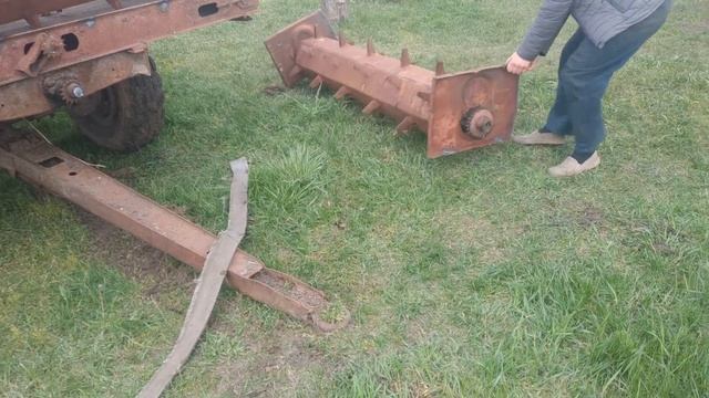Купили кормораздатчик КТУ 10а на запчасти.  роздавач кормів на запчастини.