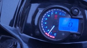 снегоход "вектор551I", залитая маслом свеча.