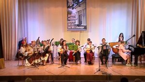 13 Ю. Весняк, «Карлсон» народный сводный оркестр и фортепианный  дуэт