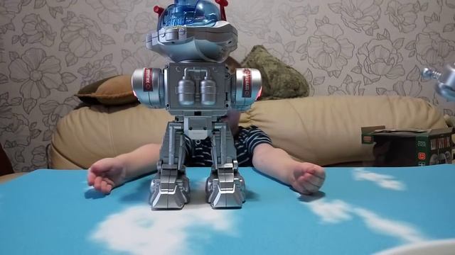 Интерактивный робот