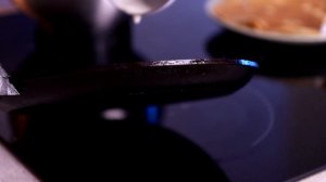 Простой рецепт блинчиков на молоке с рисовой мукой