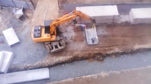 укладка лотков под водопровод