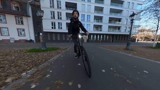 Riese & Müller UBN Five Review - Urbanes E-Bike im Test смотреть онлайн