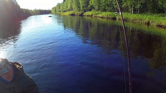 Случай на рыбалке смотреть онлайн
