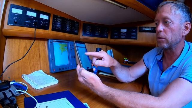 прокладка маршрута для яхты на мобильном телефоне - программа Navionics