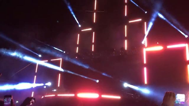 Kaskade @ Das Energi 2015 [Start of Set] - O Fortuna - Carmina Burana смотреть онлайн